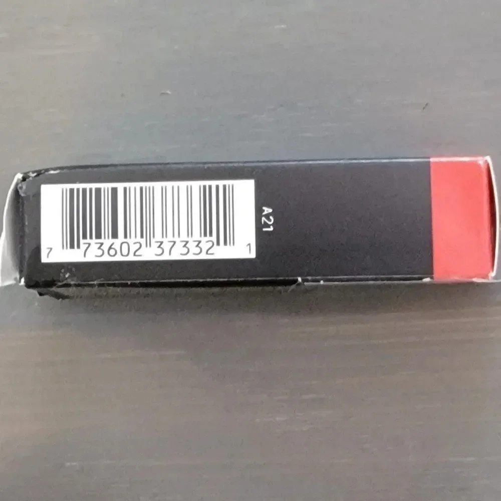 MAC Cremesheen Lipstick Dozen Carnations